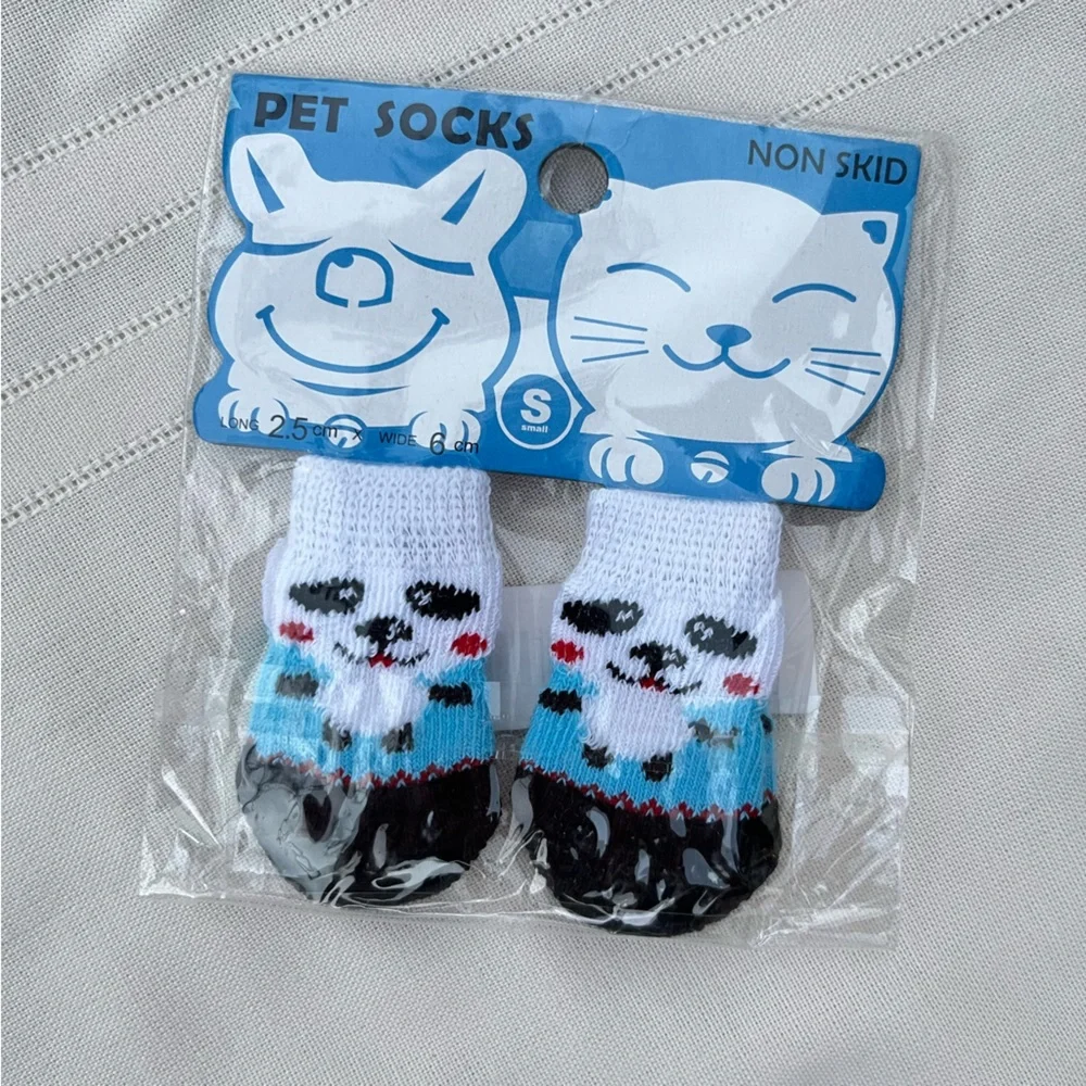4 Anti Skid Socks for Dogs Small